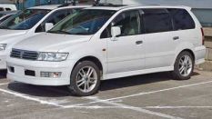 Mitsubishi Space Wagon III