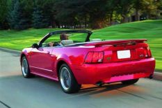 Ford Mustang IV Convertible
