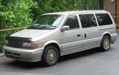 Chrysler Town and Country II