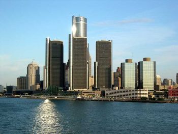 На днешната дата са поставени основите на Детройт – автомобилната столица на САЩ