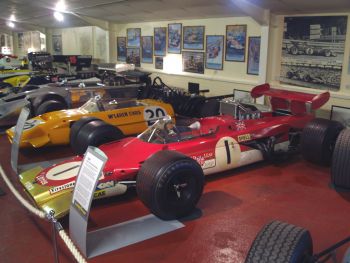 Още през 1968 г. във Формула 1 участват болиди с 4х4 задвижване