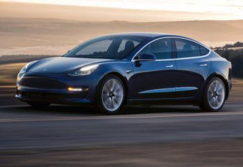 Защо Tesla не иска да спечели конкурса Автомобил на годината 2018 на Северна Америка