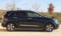 Парят ли ви четирите букви на задната седалка на хибрида Kia Niro? Значи имате проблем!