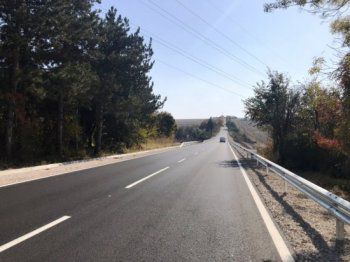 Основно ремонтирани са 12 км от пътя II-35 Плевен - Ловеч