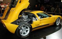 През 2002 г. Ford представят модела GT40