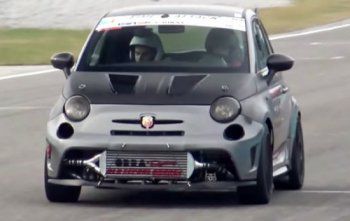 360 “кончета” в малкия Fiat 500 - видео