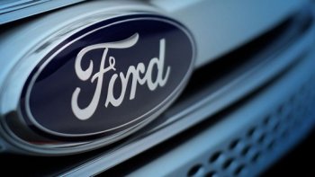Ford рестартира производството в Северна Америка в началото на април