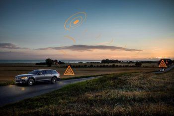 Volvo автомобилите в цяла Европа ще комуникират помежду си 