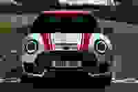 306 конски сили за MINI John Cooper Works Clubman и MINI John Cooper Works Countryman (Видео)