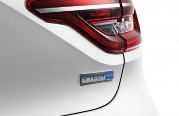 Хибридът Clio E-Tech 140 -  още по-икономичен в карането 