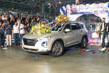Hyundai стартира производството на новото Santa Fe