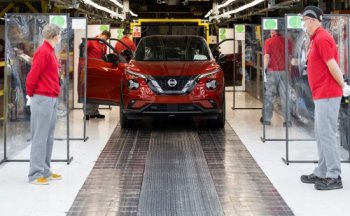 Nissan рестартира завода в Съндърланд