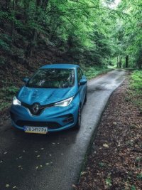 Новото Renault ZOE - (Не)Прикрит потенциал (Видео)