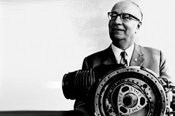 На днешния ден през 1958 г. заработва първия „Ванкелов” двигател