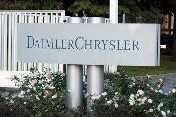 1998 г. е обявено сливането на концерните Chrysler и Daimler-Benz