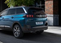 НОВИЯТ SUV PEUGEOT 5008