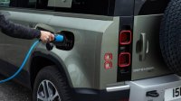 LAND ROVER DEFENDER УСЪВЪРШЕНСТВАН С PLYG-IN ХИБРИД ТЕХНОЛОГИЯ