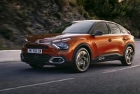 Бензин, дизел или електричество: CITROEN вече приема заявки за новите C4 и e-C4