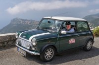 ПАДИ ХОПКЪРК: ДЖЕНТЪЛМЕН, ЛЕГЕНДА В CLASSIC MINI И ПЕТИЯТ ЧЛЕН НА „БИЙТЪЛС“.